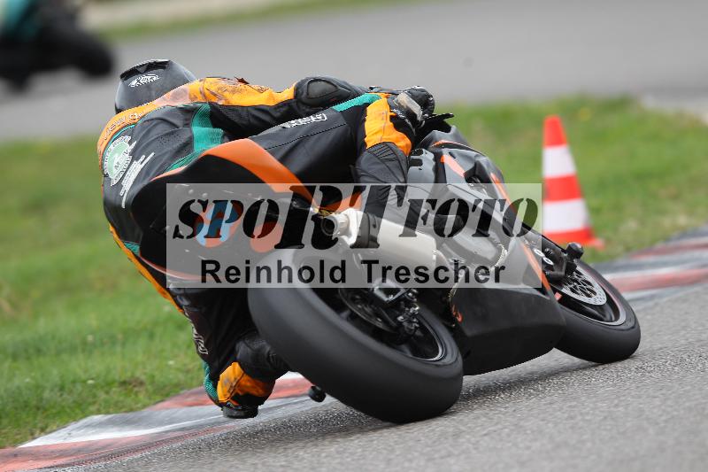 /Archiv-2022/69 14.10.2022 Speer Racing ADR/Freies Fahren rot und gelb/371
